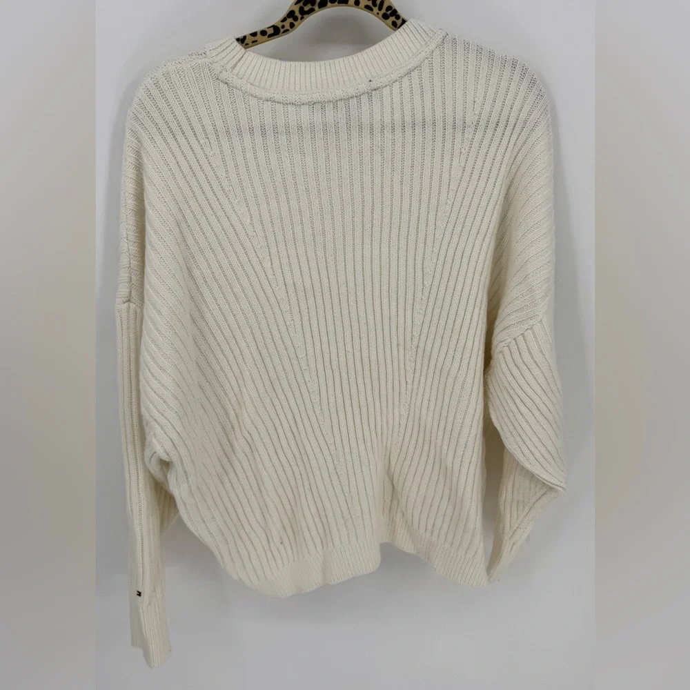 Tommy Hilfiger Women's Oversized White Cable Knit Sweater - Picture 4 of 12